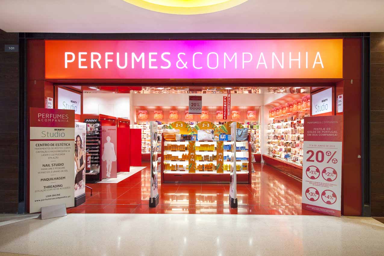 Perfumes & Companhia Perfumes & Companhia